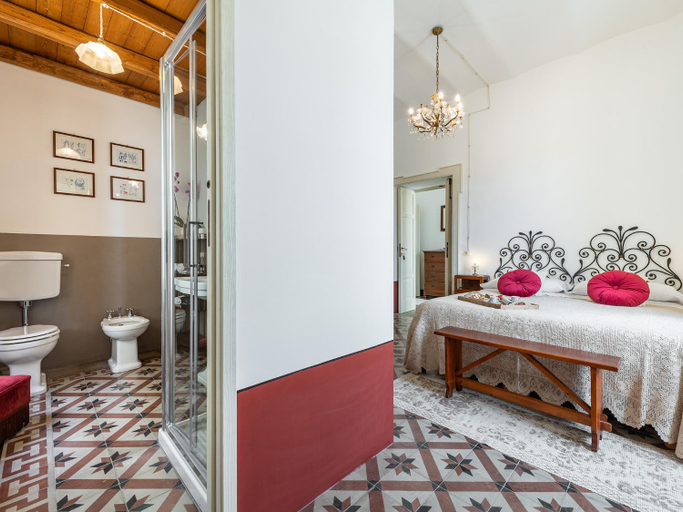 Bedroom 4, Palazzo Cherchi, Nuoro