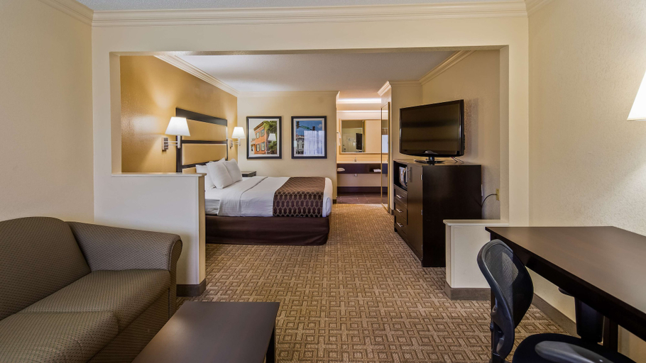 Others 5, Best Western Inn & Suites, Peach