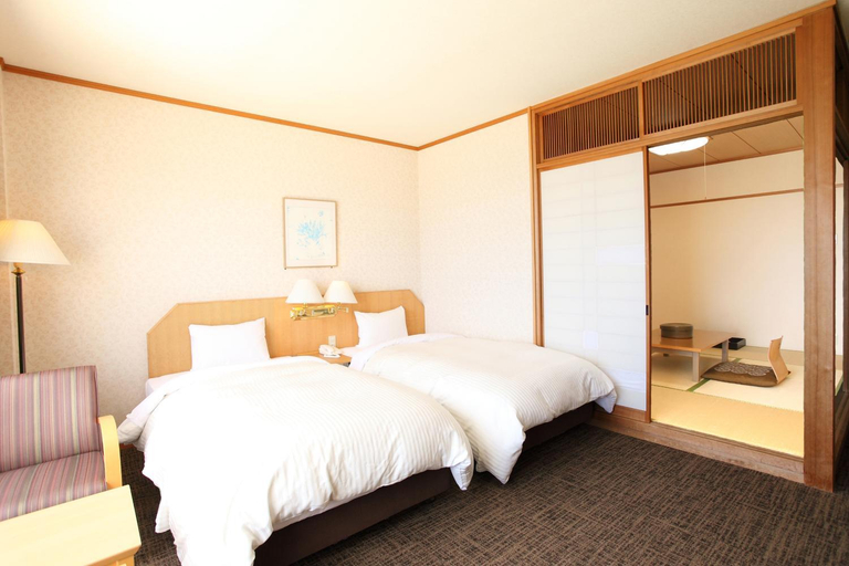 Bedroom 2, Tsushima Grand Hotel, Tsushima