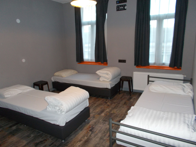 Bedroom 4, Urban City Centre Hostel, Bruxelles