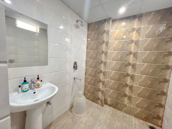 Bathroom 3, The Prime Hotel HBR, Bangalore