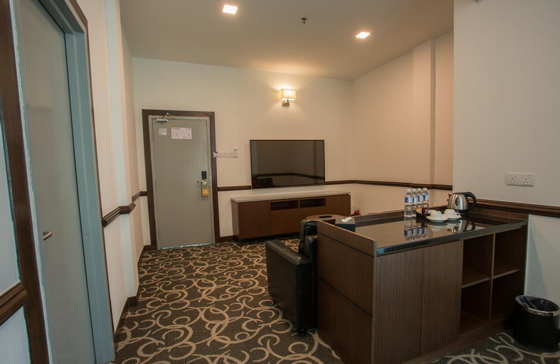 Dining Room 29
