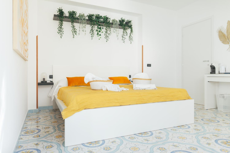 Bedroom 2, Archi Bianchi, Palermo