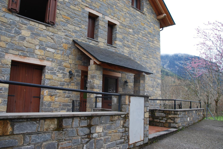 Others 2, PirineosNature Apartments, Huesca