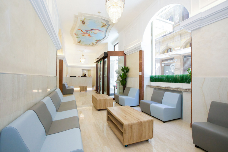 Others 3, Hotel Maximus, Rome