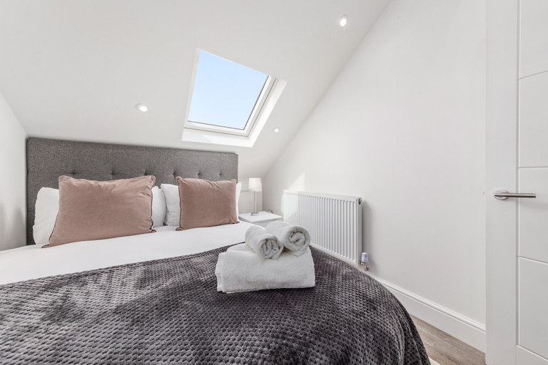 Bedroom 3, Sercasa - The Hyde - Hendon Station, London