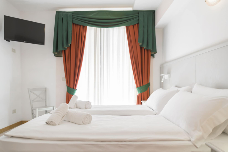 Bedroom 3, Hotel Garda Bellevue, Brescia