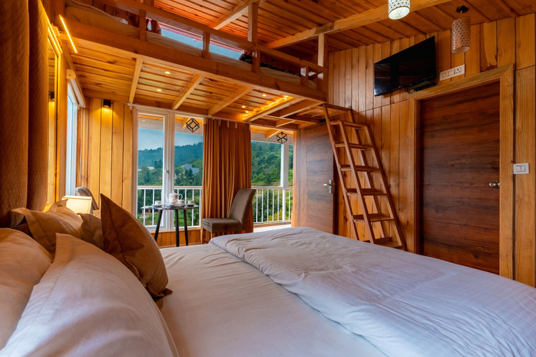 Bedroom 2, Ayu Villa, Nainital