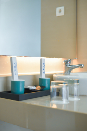 Bathroom 11