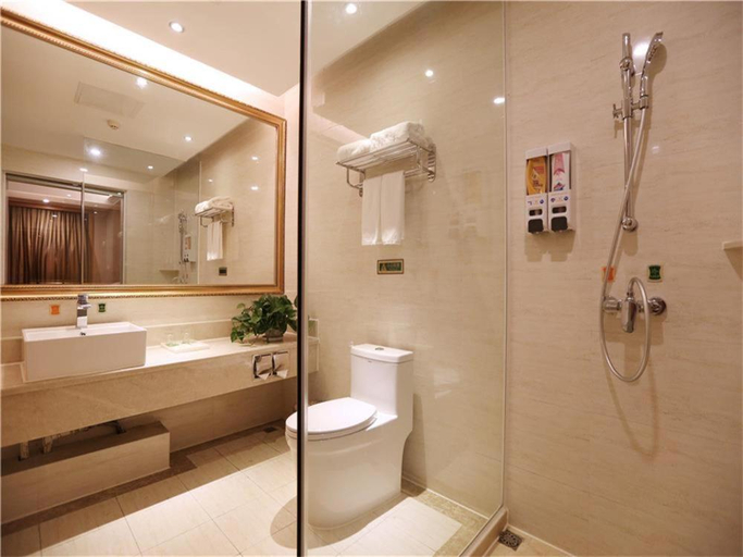 Bathroom 3, Vienna International Hotel Shandong Yantai FTA Jinshatan Xingyi Square, Yantai