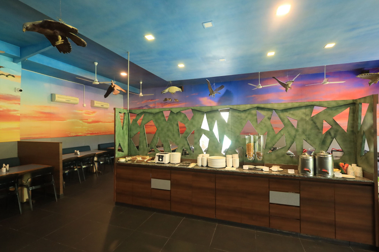 Food & Drinks 5, Hummingbird Resort, Sirohi