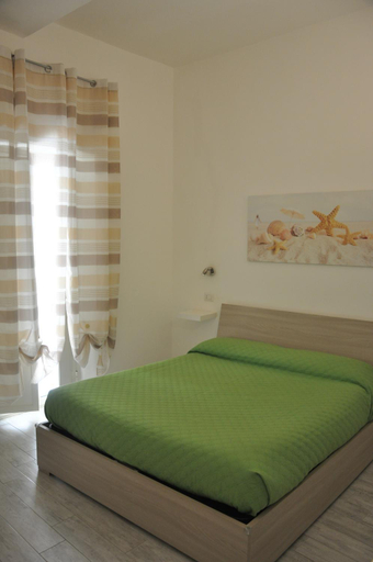 Others 3, Brezza di mare Gaeta b&b, Latina