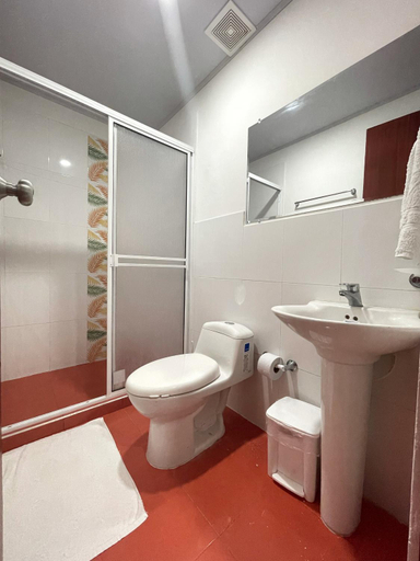 Bathroom 3, Apartahotel Caribe Diez, San Andrés