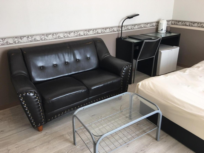 Bedroom 10