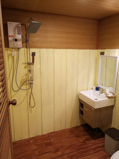 Bathroom 3, Kodaun River Kwai Resort, Muang Kanchanaburi
