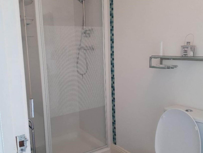 Bathroom 3, Trentham House, Torbay