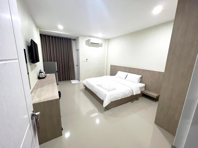 Others 4, The Triple P Place, Muang Udon Thani