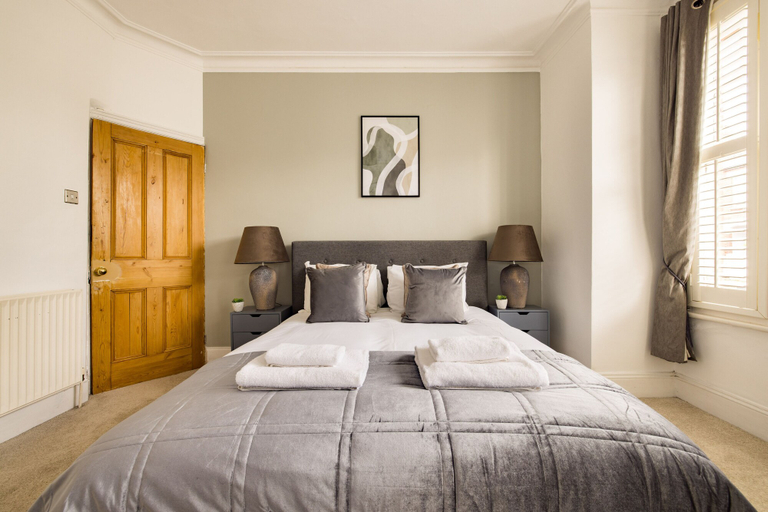 Bedroom 3, 2 Bed Garden Flat in Balham, London