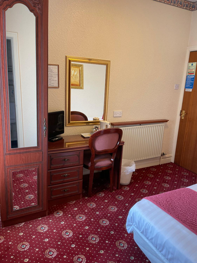 Others 3, Gleneagles - Albert Road, Blackpool