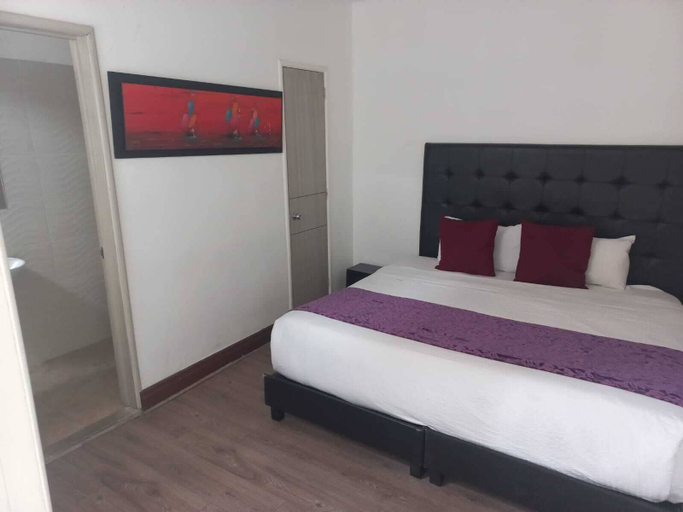 Others 5, Casa Hotel Mónaco, Santafé de Bogotá