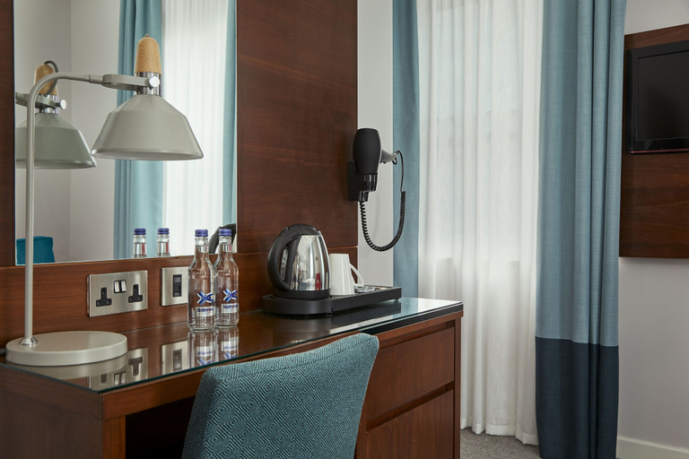 Others 5, Seraphine Hammersmith Hotel, London