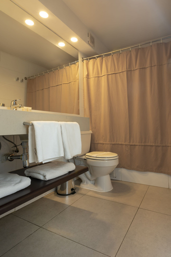 Bathroom 5, Teclados Hotel, Santiago