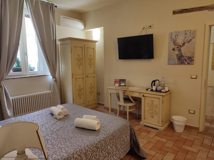 Bedroom 12