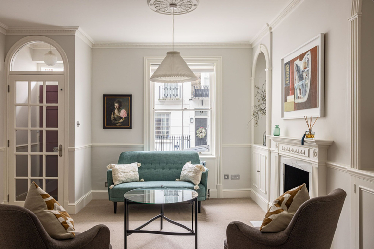 Others 4, A Grand Four Bedroom Townhouse at Knightsbridge, London