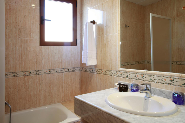 Bathroom 4, Hotel Casa Palacio, Castellón