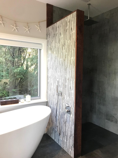 Bathroom 2, Wairimu View Lodge, Whangarei