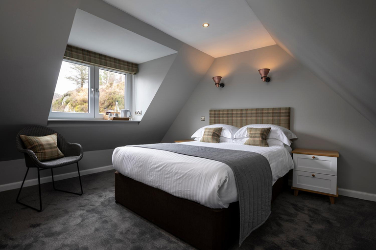 Bedroom 3, Kylesku Hotel, Highland