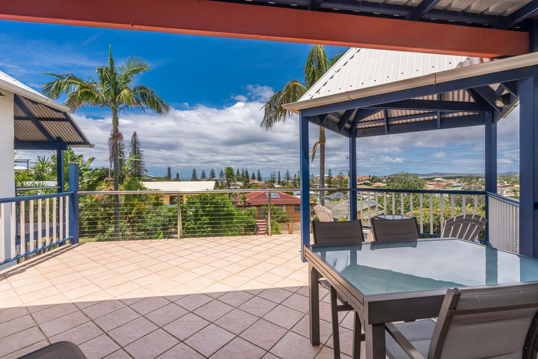 Others 5, Coast Yamba - Adults Only, Clarence Valley- Coast