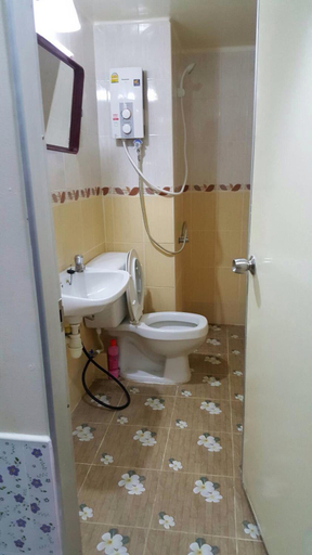 Bathroom 3, Smart Residence at Muengthongthani, Pak Kret