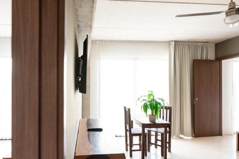 Dining Room 7