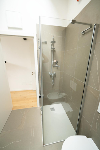 Bathroom 4, Caldonazzo Dog Sport & Wellness, Trento