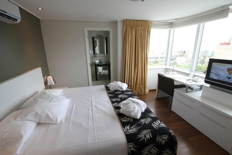Bedroom 3, Regency Golf – Hotel Urbano, Montevideo