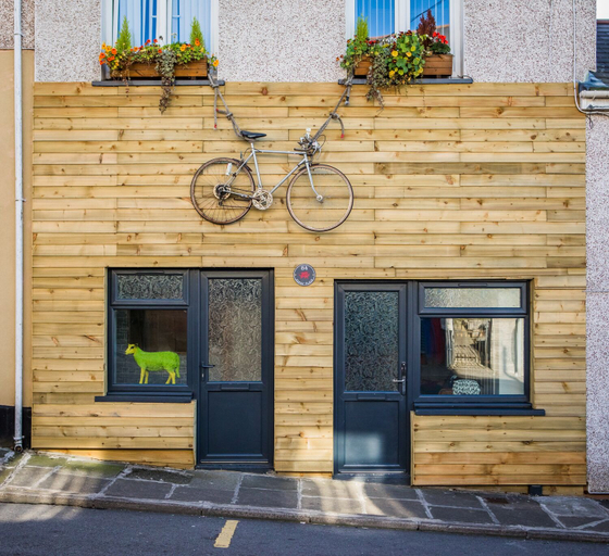 Exterior & Views, James Place @ Dowlais, Merthyr Tydfil