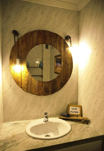 Bathroom 4, HiTide House, Las Palmas