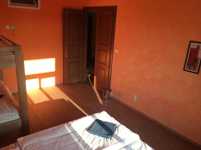 Others 5, CB ROOMS/BED&SOUP, České Budějovice