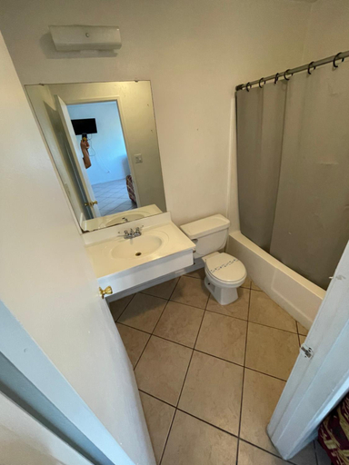 Bathroom 3, Crown Inn & Suites, San Diego