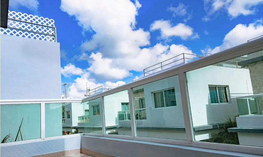 Exterior & Views 2, Luxury Rooftop Pool private secure Villa, La Romana