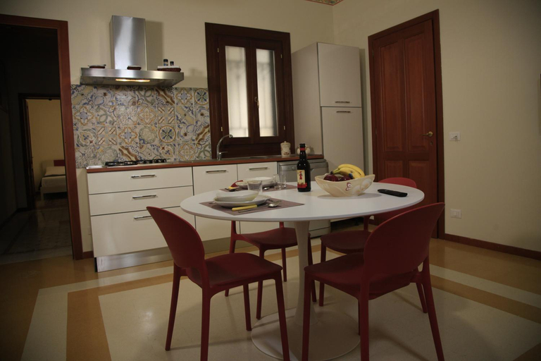 Others 4, VESPRI 15 apartments, Trapani