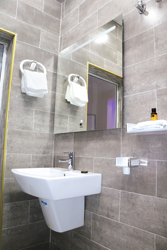 Bathroom 4, Hôtel Hayatt Annexe, Nouakchott
