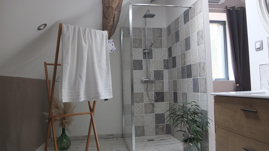 Bathroom 5