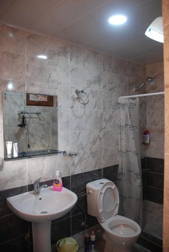 Others 5, Keti Pilpani Guesthouse, Mestia