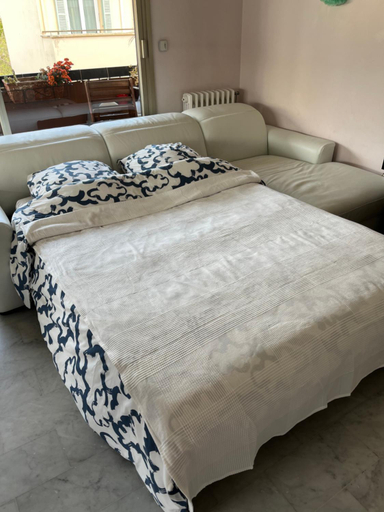 Others 5, Chambre privee avec terrasse au port de Nice, Alpes-Maritimes