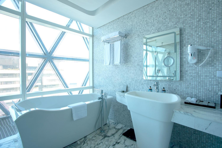 Bathroom 5, Century Marina Hotel - Lusail, Lusail