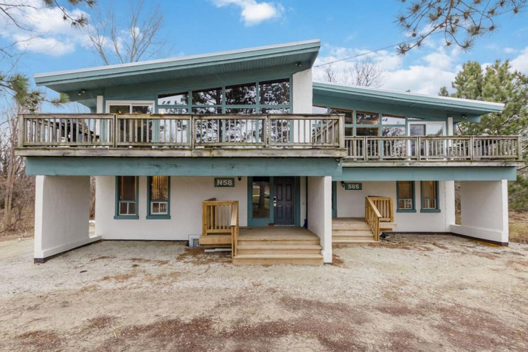 Exterior & Views 1, 3 Level Ski Chalet 7BR w Deck, Sauna & Ping-Pong!, Grey