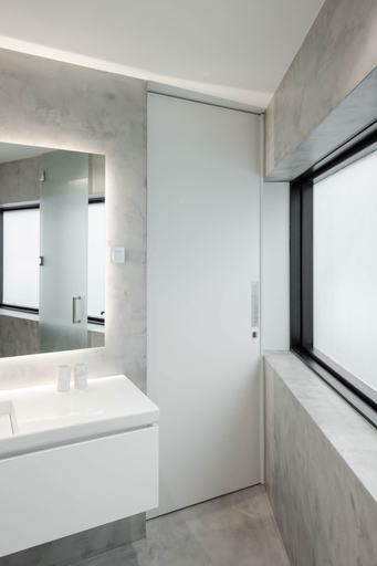 Bathroom 3, Sophia Oporto Urban Flat, Porto