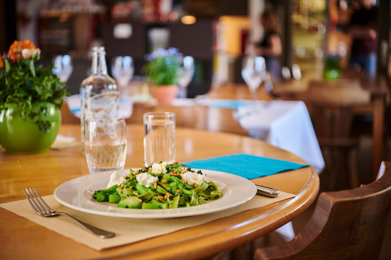 Food & Drinks 2, Landhus Almens, Hinterrhein